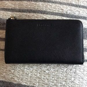 Lo & Sons Black Leather ZIP Wallet